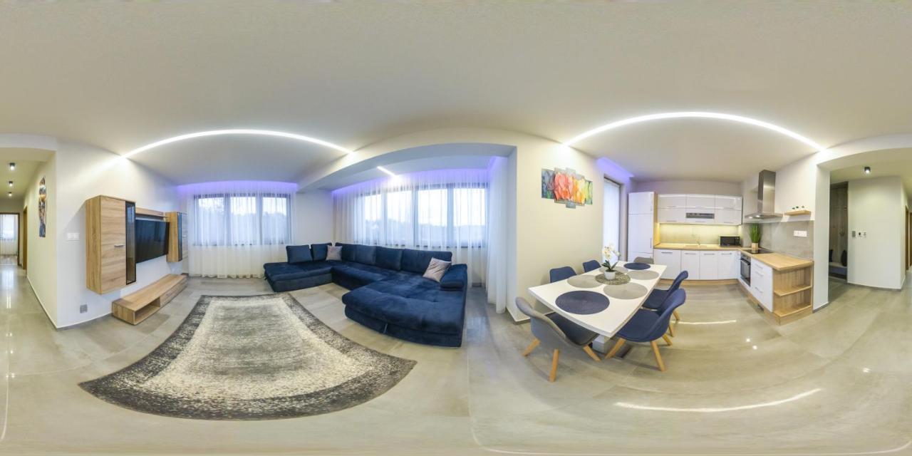 Gamma Apartmanok Es Jakuzzi Miskolc Dış mekan fotoğraf